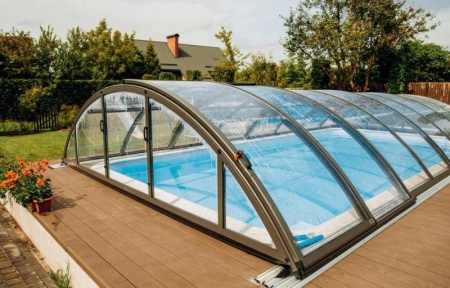Abri de piscine &agrave; Coulommiers, quel mod&egrave;le choisir pour votre bassin ?